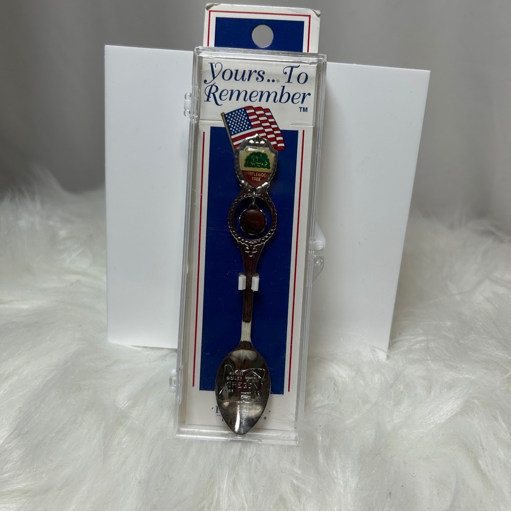 Oregon Souvenir Spoon Yours To Remember Myrtlewood Tree‎ Collectible